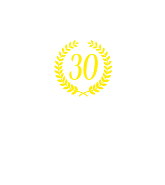 30 minta fekete pólón