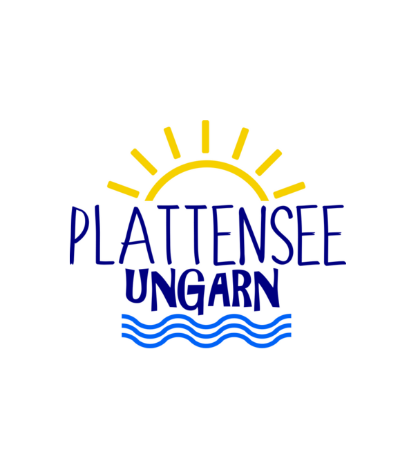 plattensee kék minta fehér pólón