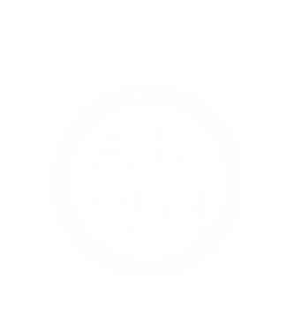 A.D. anno domini 1974 minta fehér pólón