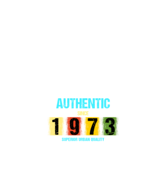 AUTHENTIC SINCE 1973, SUPERIOR URBAN QUALITY, 1973-BAN SZÜLETETT minta fehér pólón