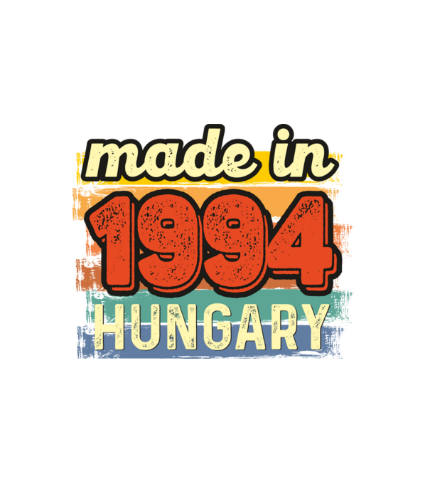 made in hungary felirat, retro évszám, grunge stílus, 1994 minta fehér pólón