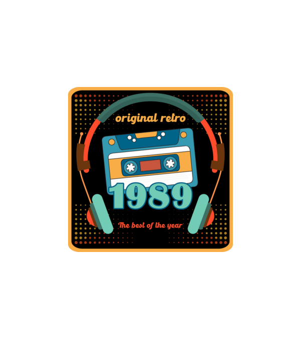 original retro audió kazetta, füles, régi magnókazetta évszámmal. 1989 minta fehér pólón