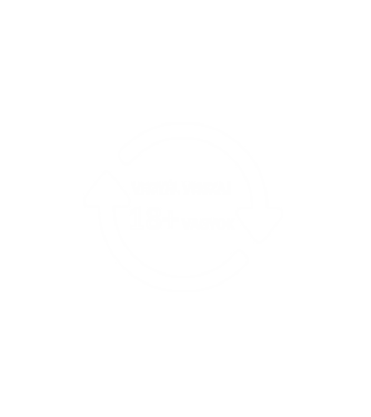 18+ minta fekete pólón