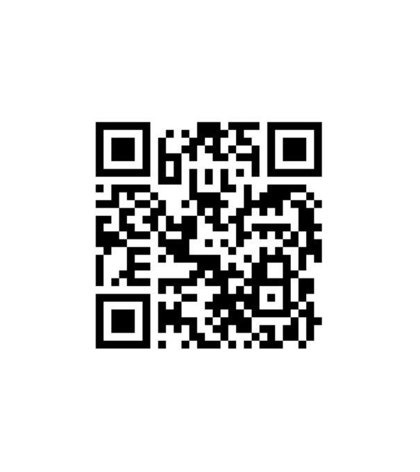 Vicces QR kód minta ˝Az éjjel soha nem érhet véget˝ üzenettel minta fehér pólón