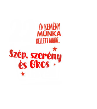 22 év kemény munka kellett minta fekete pólón