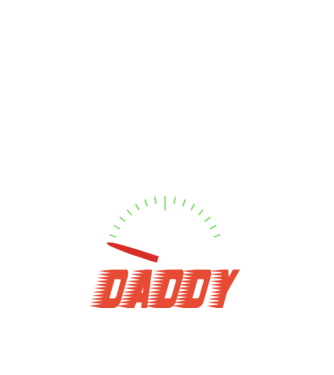 Daddy minta fehér pólón