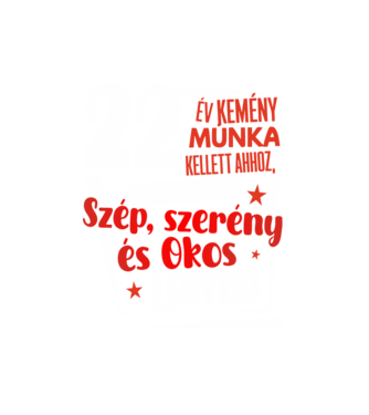 22 év kemény munka kellett minta fekete pólón