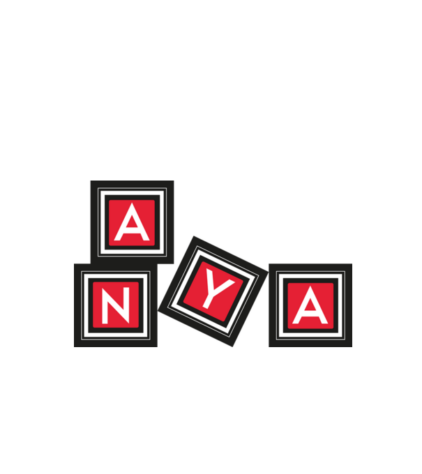 Anya minta fehér pólón