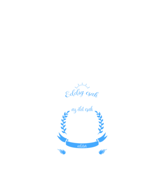kamasz-26 minta fekete pólón