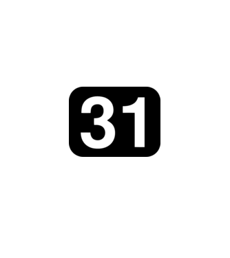 31 minta fehér pólón