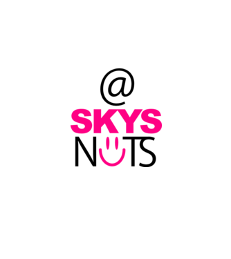 Skys Nuts minta fehér pólón