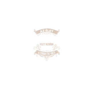A csodák éve szülinapos 50 éves 1975 minta fekete pólón