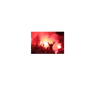 ultras.jpg minta fehér pólón