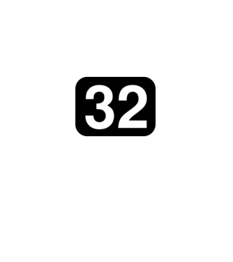 32 minta fehér pólón