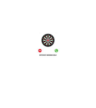 Hív a darts mennem kell minta fekete pólón
