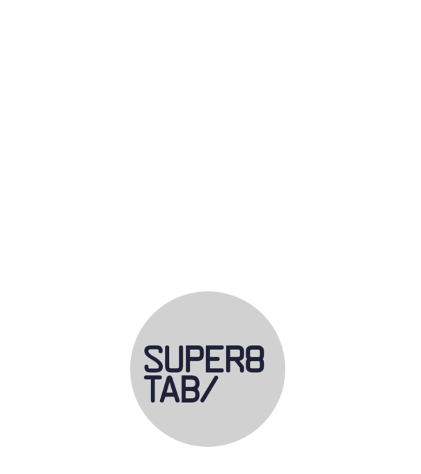 Super8 & Tab minta fehér pólón