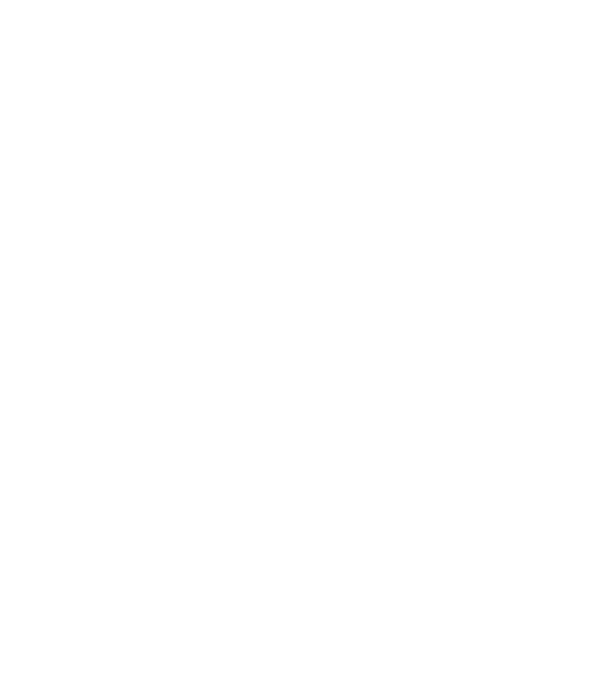A hit hegyeket mozgat minta fekete pólón