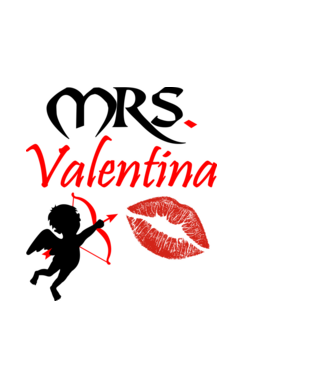 Mrs Valentina minta világoskék pólón