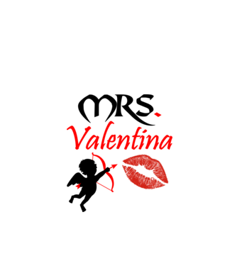 Mrs Valentina minta fehér pólón