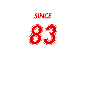 Since 83 minta fehér pólón