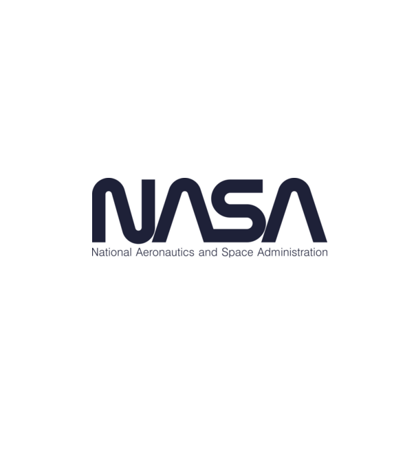 NASA minta fehér pólón
