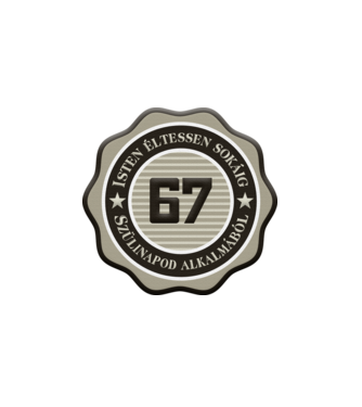 67 éves minta fehér pólón