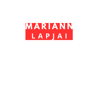 Mariann Lapjai piros minta rózsaszín pólón