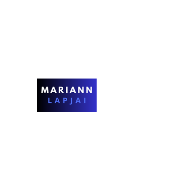 MARIANN LAPJAI minta sötétkék pólón