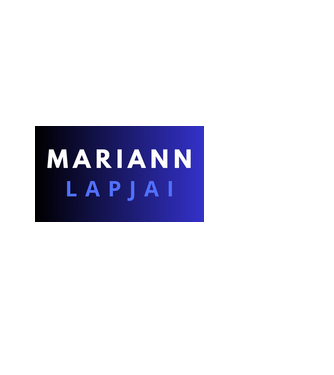 MARIANN LAPJAI minta fekete pólón