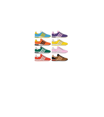 Sneakers minta fehér pólón