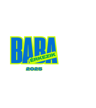 Baba érkezik 2025 – Felkészülni, vigyorogni! minta fekete pólón