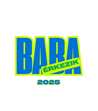 Baba érkezik 2025 – Felkészülni, vigyorogni! minta fehér pólón