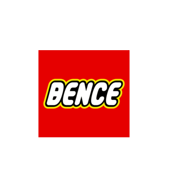Bence minta fehér pólón