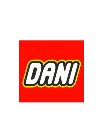 Dani minta fehér pólón