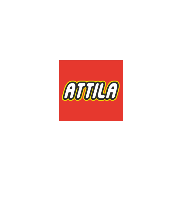Attila minta szürke pólón