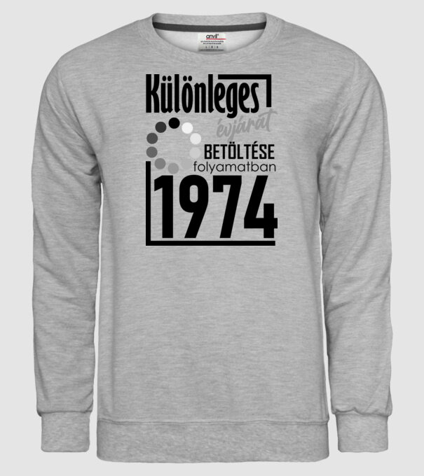 1974 betöltés minta szürke pólón
