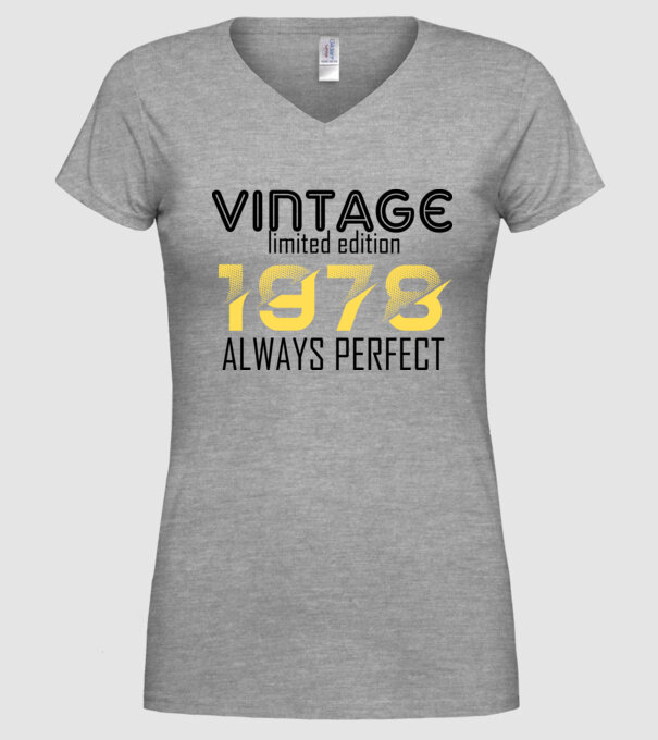 always perfect 1978 minta szürke pólón
