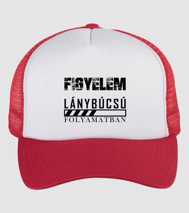 figyelem lánybúcsú folyamatban minta fehér/piros pólón