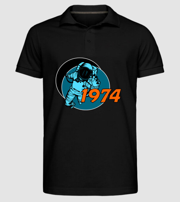 úrhajós 1974 minta fekete pólón