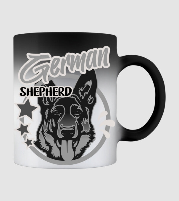 german shepherd minta fekete pólón