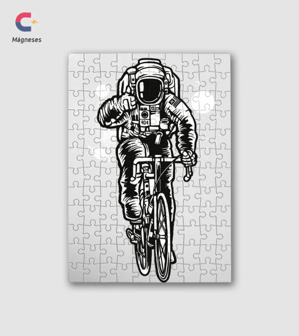Astronaut Bicycle minta fehér pólón
