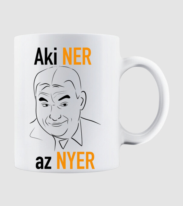 Aki NER az nyer minta fehér pólón