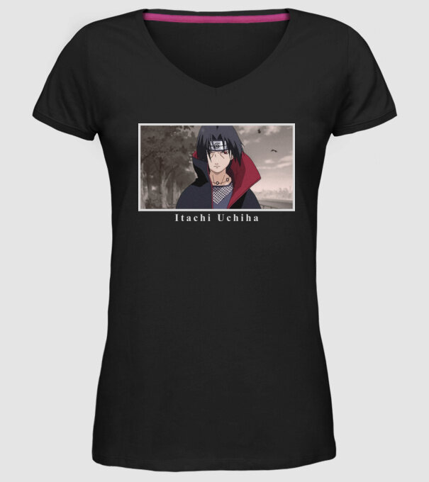 Itachi minta fekete pólón
