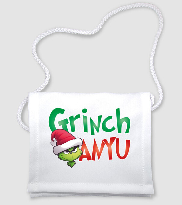 grinch-anyu minta fehér pólón