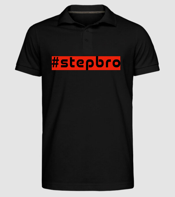 Stepbro minta fekete pólón
