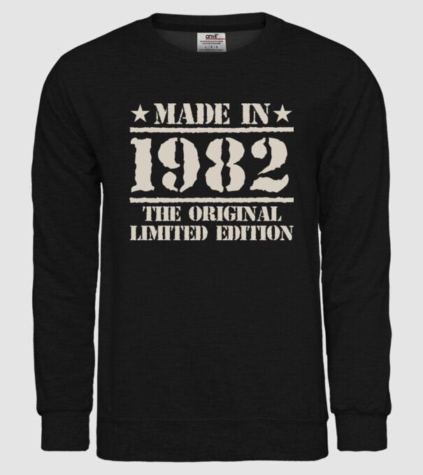 Made in 1982 minta fekete pólón