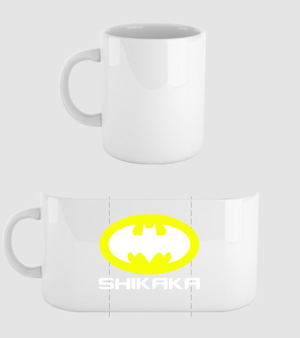 Shikaka minta fehér pólón