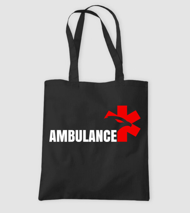 Ambulance minta fekete pólón