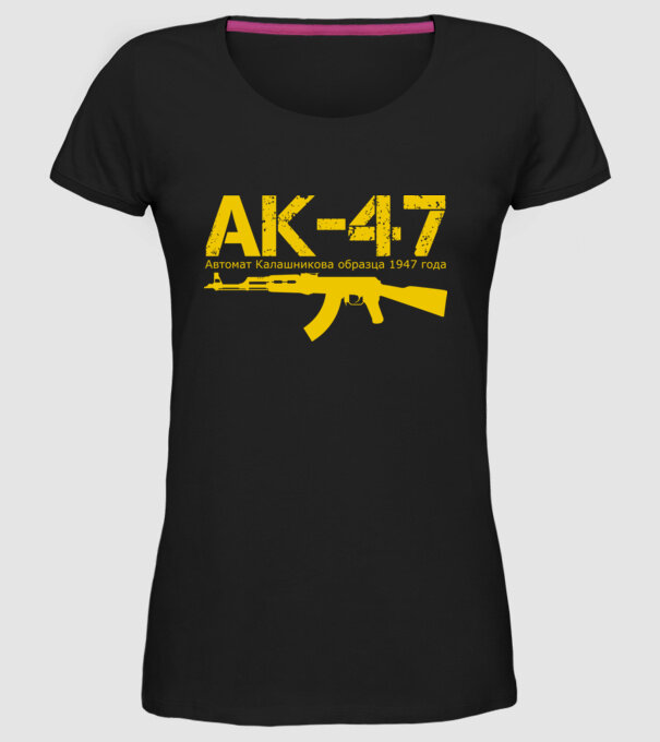 AK-47 minta fekete pólón