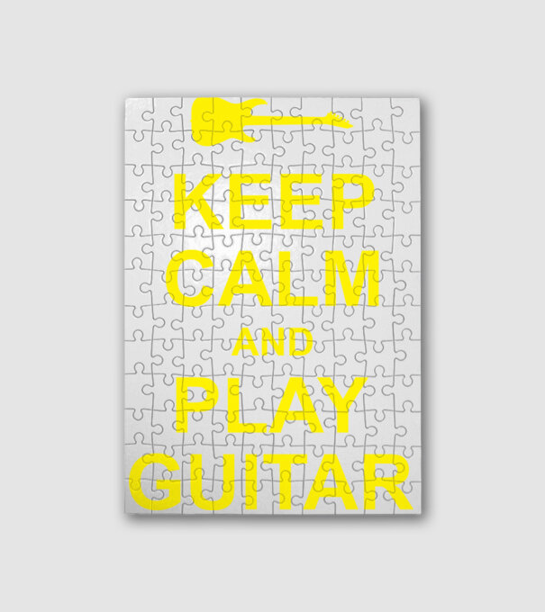 Play Guitar minta fehér pólón